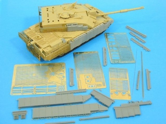 British Challenger II Enhanced Armour (IRAQ 2005)