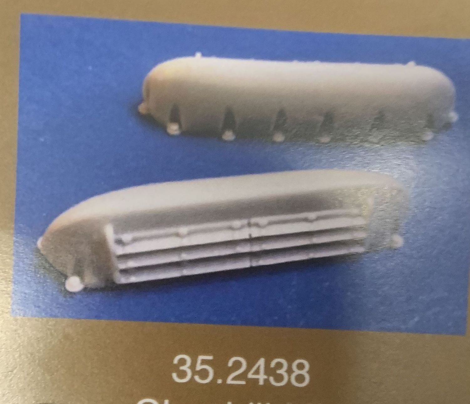 British Churchill Mk I air intakes