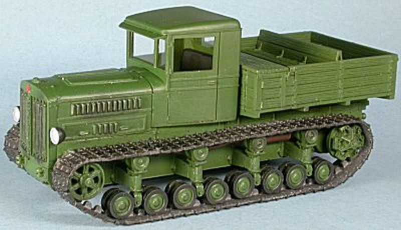 Soviet/ Russian Komintern Artillery tractor