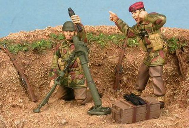 British "Red Devils" paratroopers with mortar