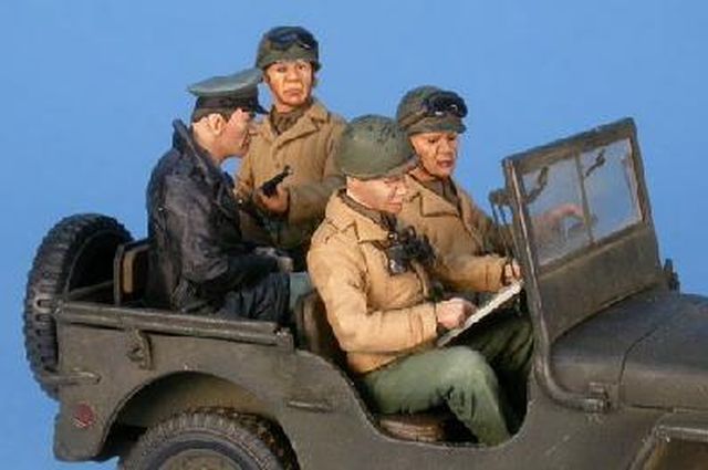 US jeep crew with German POW