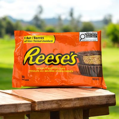 Reese&#39;s PEANUT BUTTER CUPS (4 Bar in a Pack)