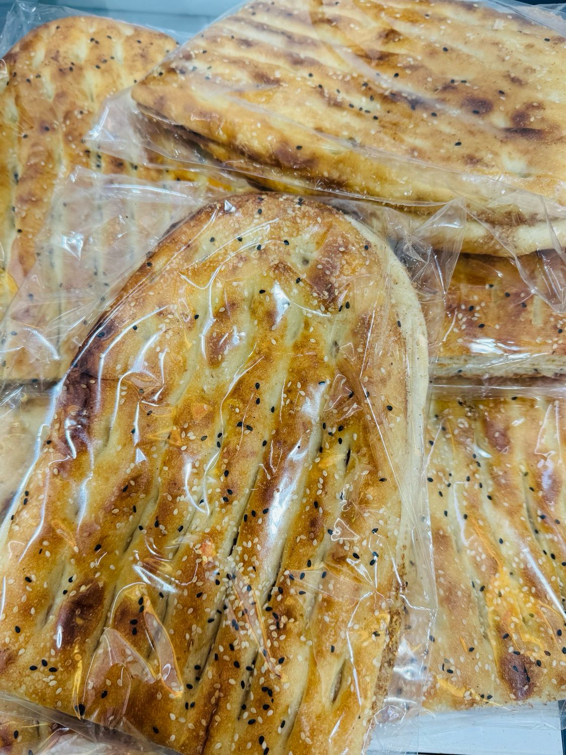 Barbary bread . نون بربری
