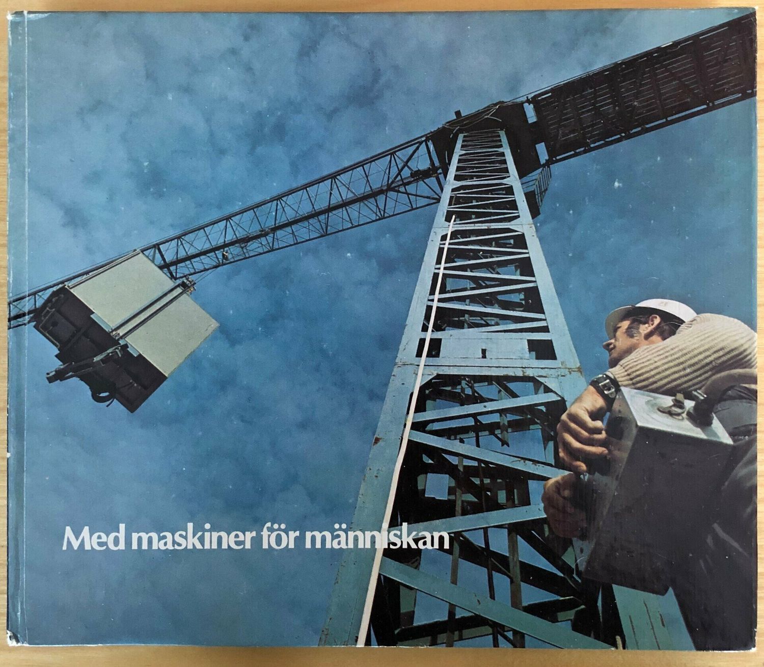 Med maskiner för människan