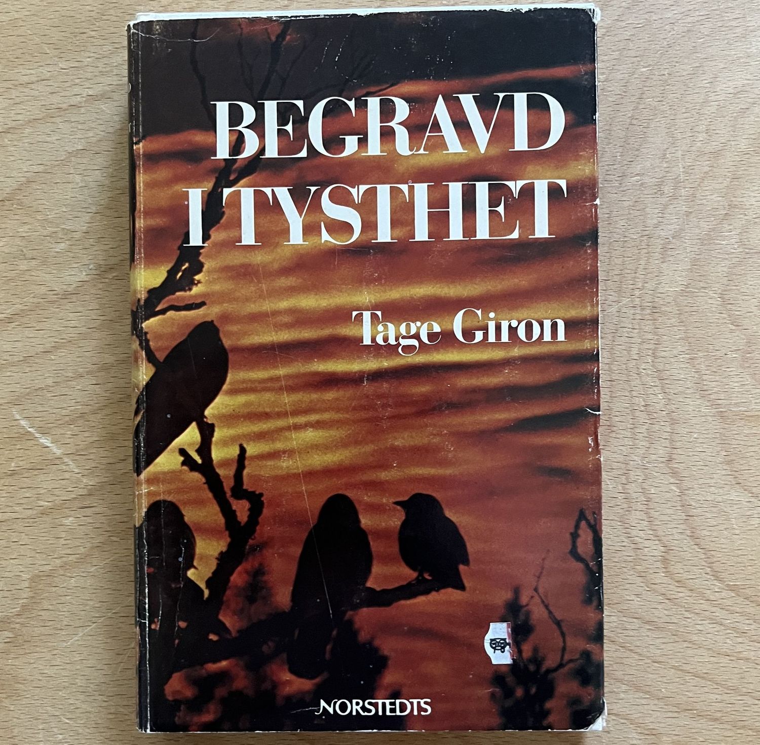 Begravd i tysthet