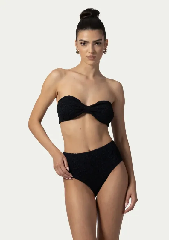 Betty Black Wave