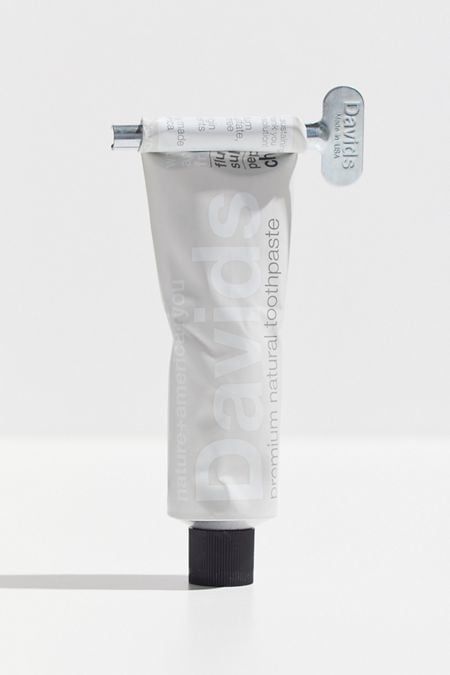 Davids premium toothpaste / charcoal+peppermint