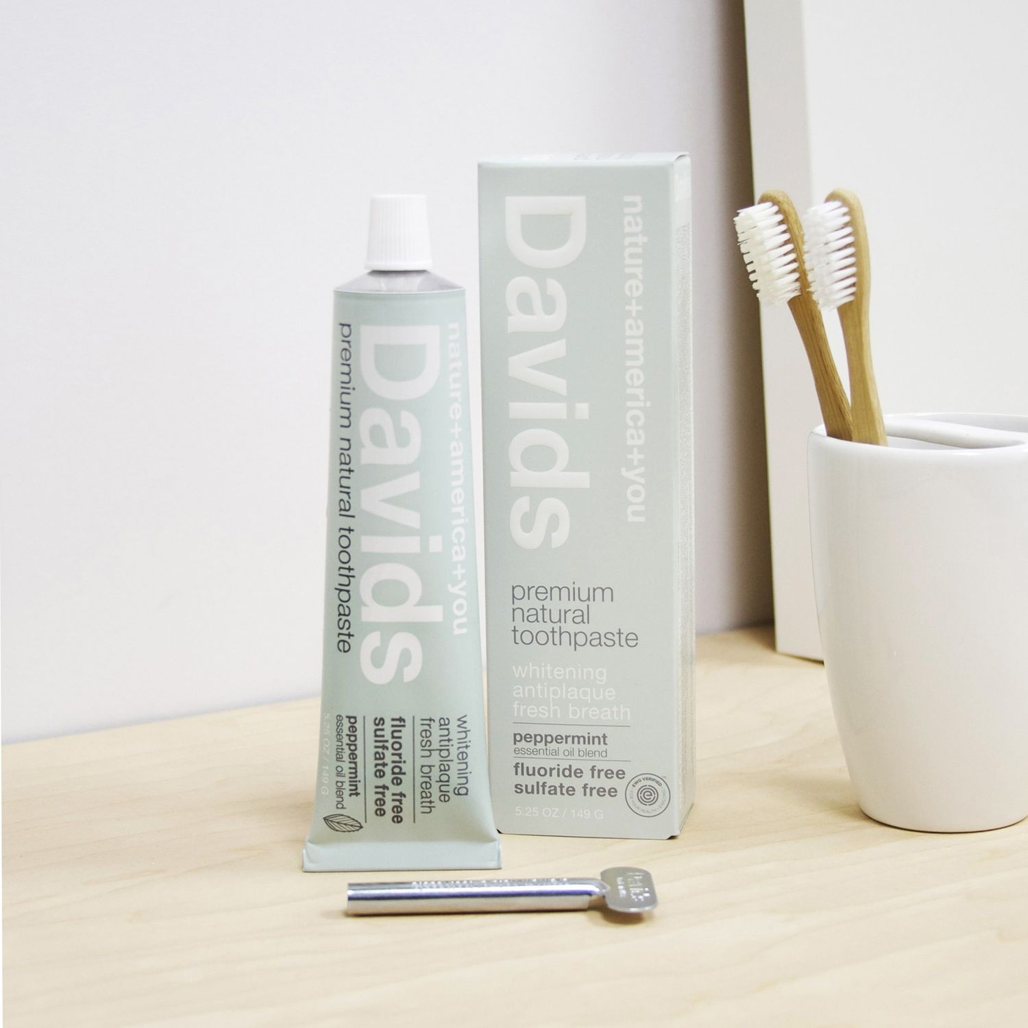 Davids premium toothpaste / peppermint