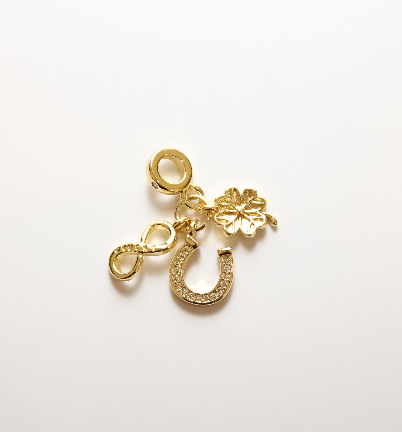 Lucky Infinity Cluster Charm