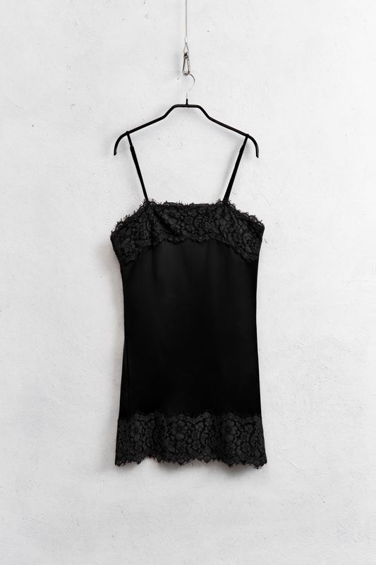 Short Lace Dress - Black