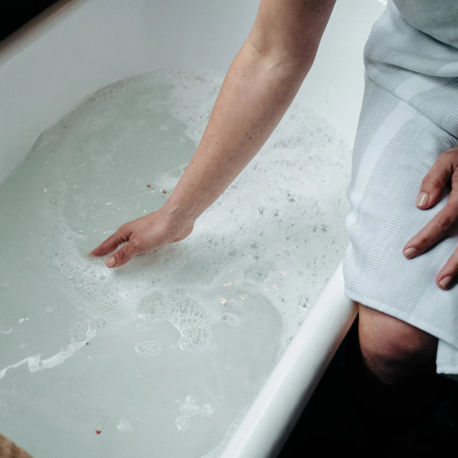 COCONUT &amp; ROSE | foaming bath milk