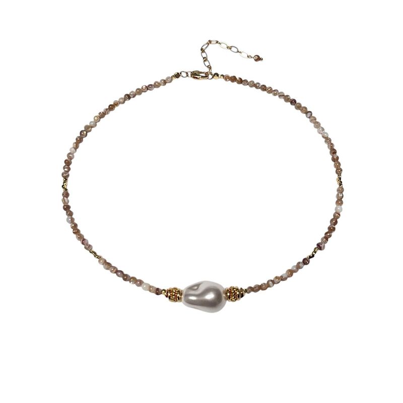 Shell Beaded Center Pearl Necklace