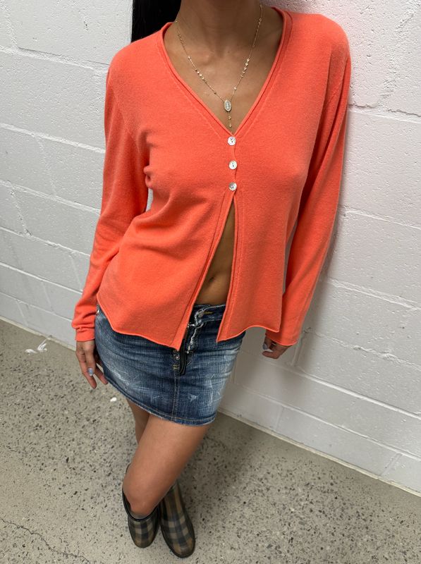 3 Button Thin Cardigan