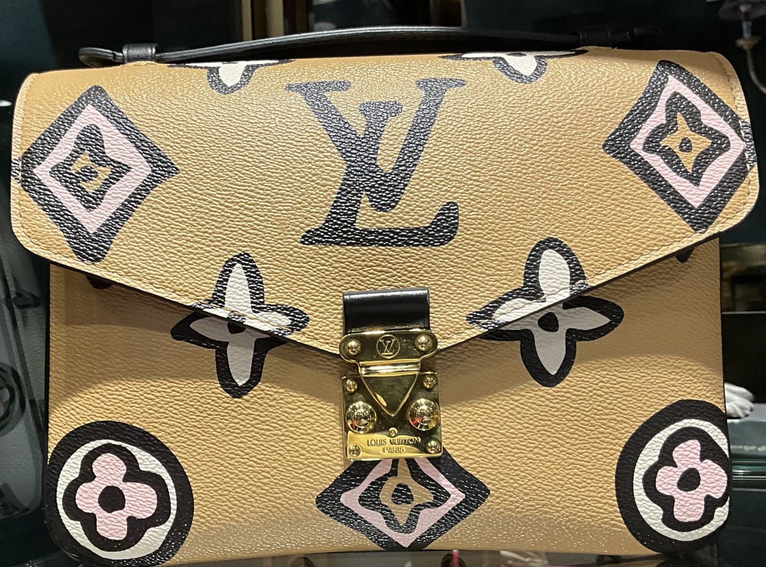 Louis Vuitton Monogram Wild At Heart Pochette Metis