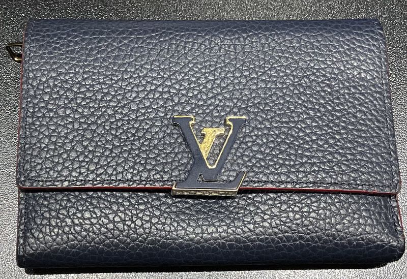 Louis Vuitton Capucines Marine Rouge Compact Wallet