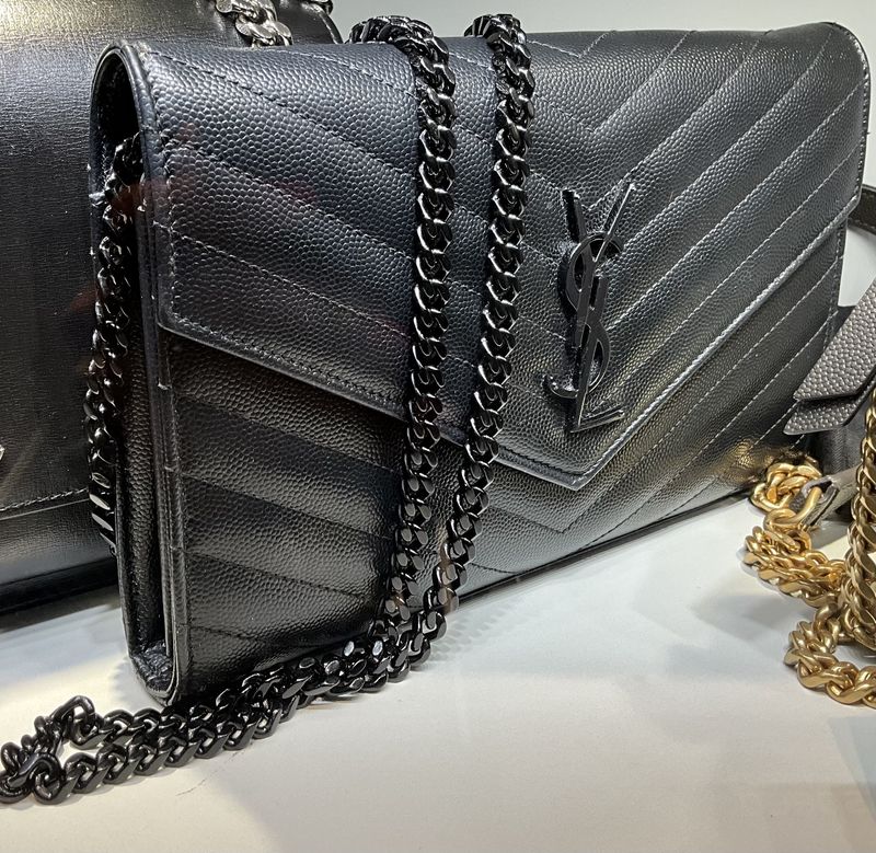 Saint Laurent Cassandre Matelassé Wallet Black