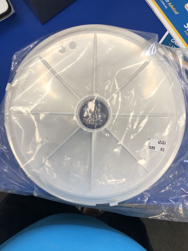 Waterco S75 Vac Plate - 3 &amp; 4 Lock Down Lugs SK106