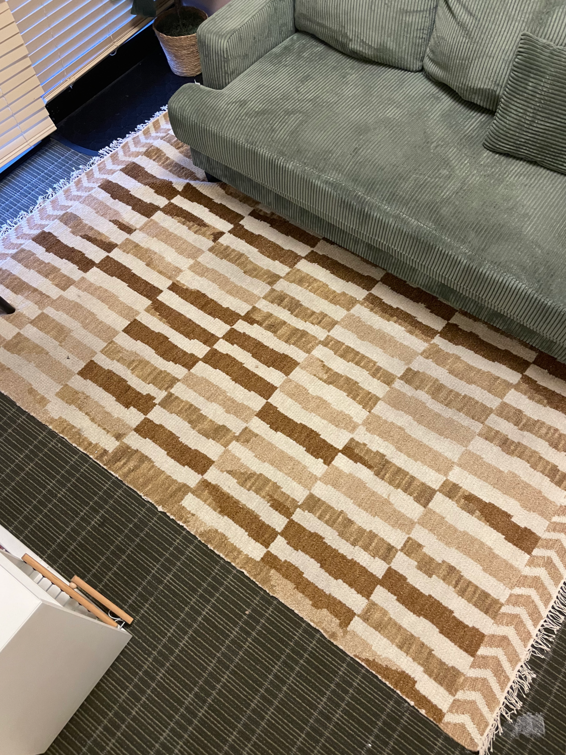 Rug (Brown)