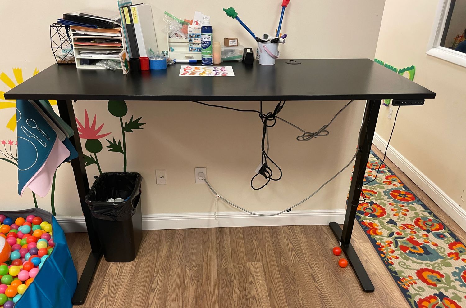 Large (over 5/6 feet) Standing table