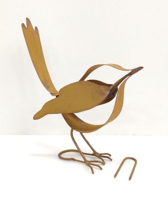 ABSTRACT RUSTIC WREN 171.5x82.6x165.1MM [6/12]