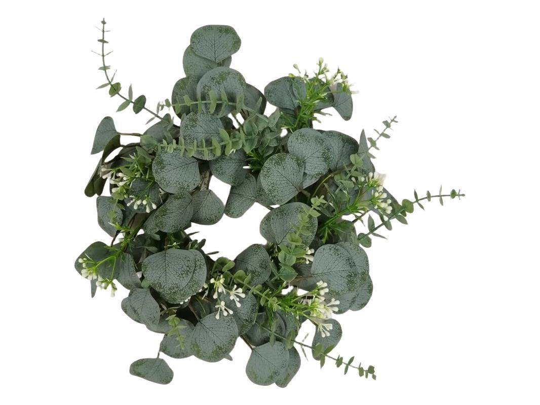 40cm White Flower &amp; Eucalyptus Garland