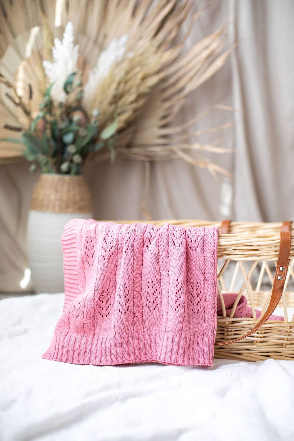 Fern Cotton Knitted Bassinet Blanket: Blush
