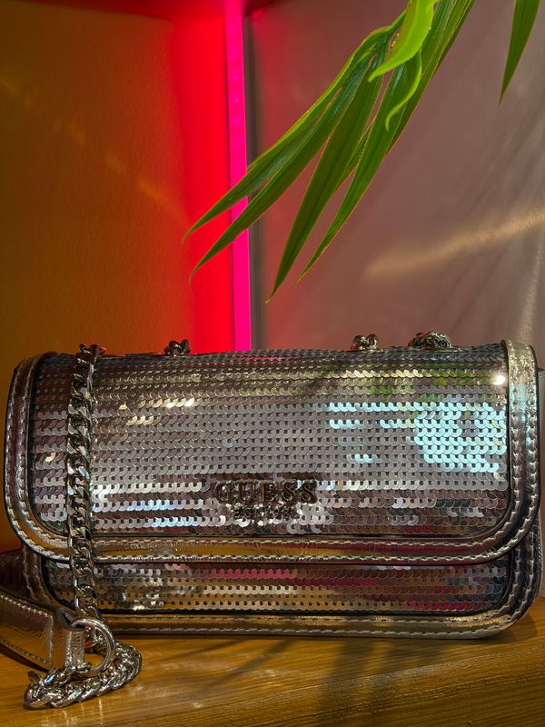 Sac a main Guess argenté