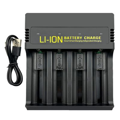 實用牌鋰電池四槽充電器 PCA-010