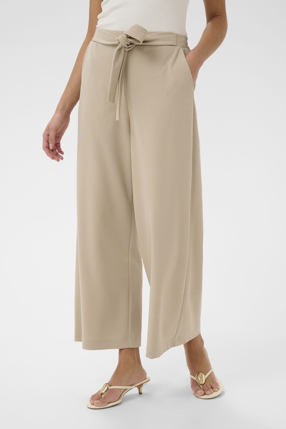 Phoebe cropped pants beige
