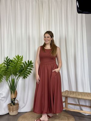 Kirsten kleed roest