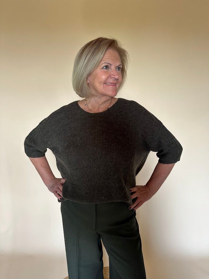 Tuesday pullover