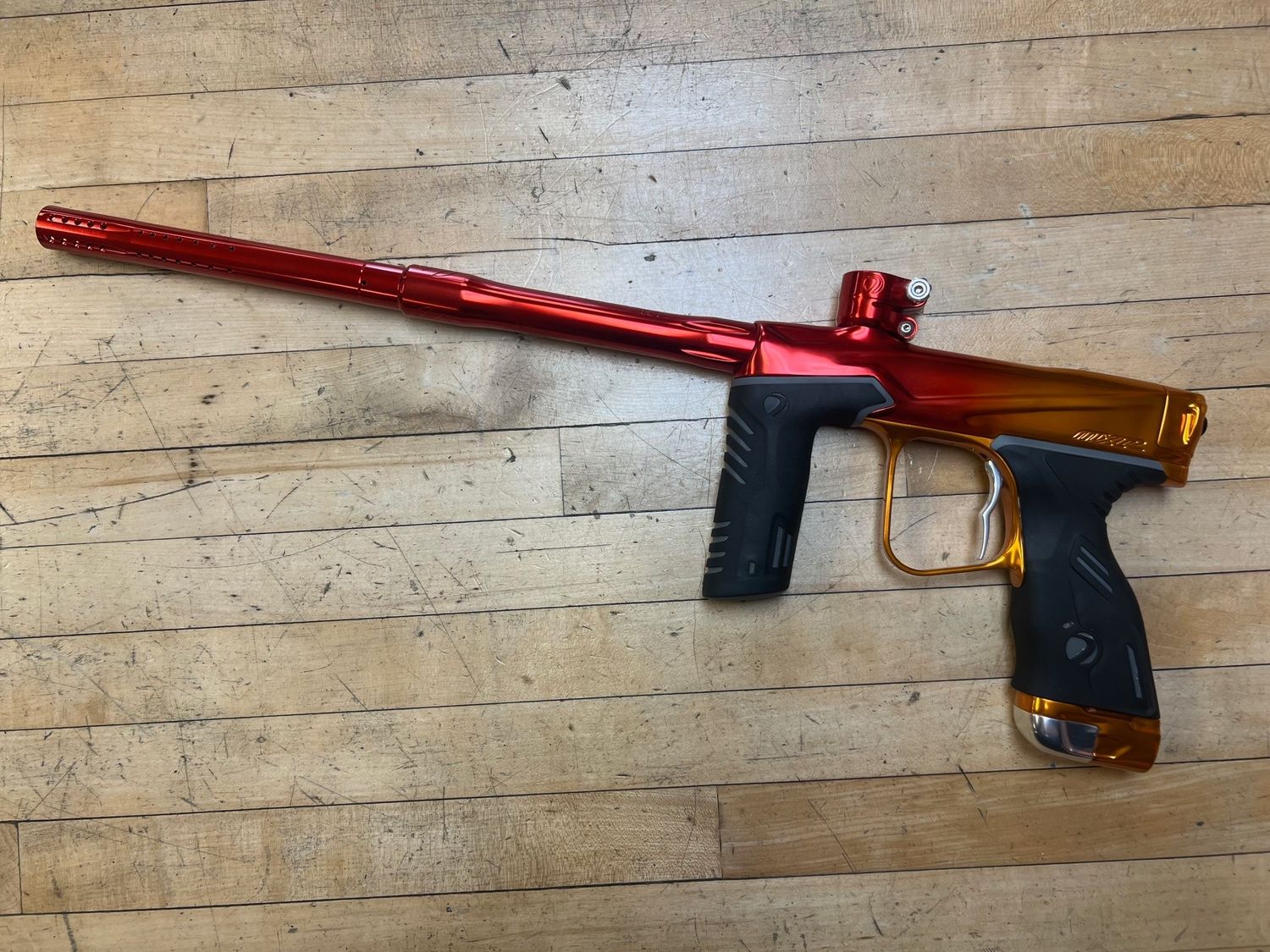 Pre Owned DYE MXR - Sunset Fade