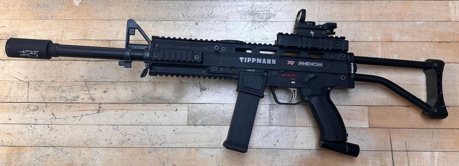 Pre Owned Tippmann X7 Phenom with red dot