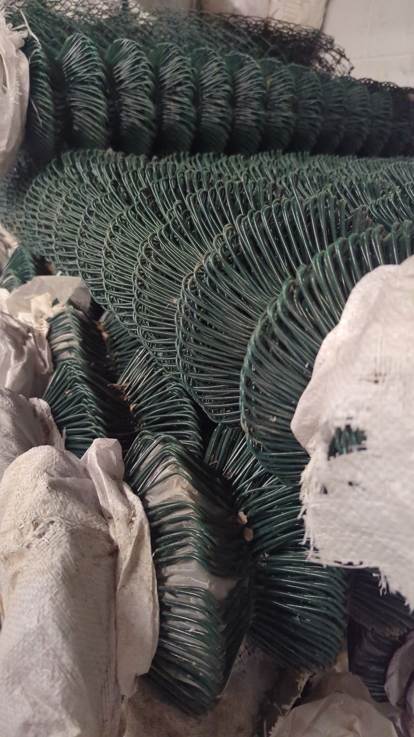 Fence: 4ft 12 Gauge 2in Green