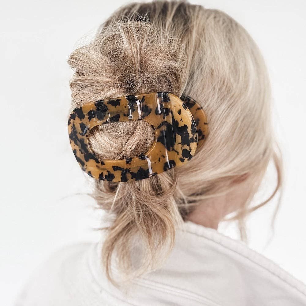 Large Flat Round Hair Clip, Color: Leopard