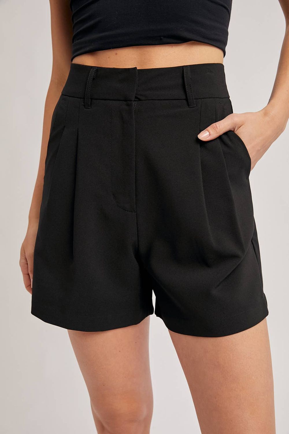 CLASSIC DOUBLE PLEATED SHORTS, Color: Black, Size: L