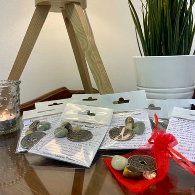 Manifesting Abundance Crystal Set