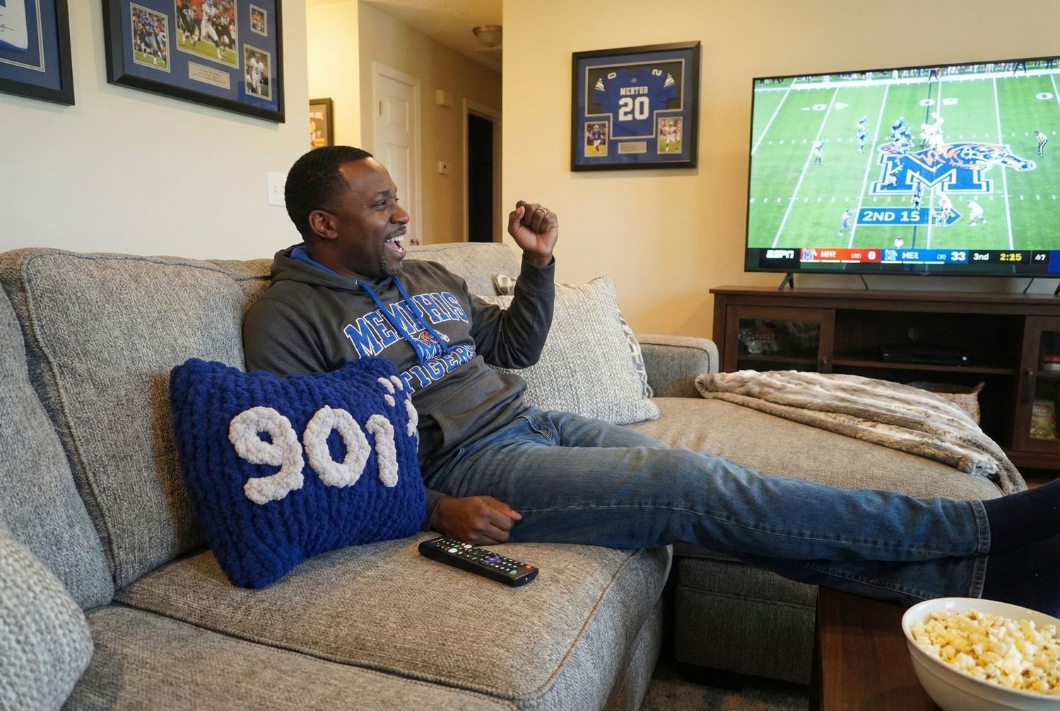 901-Hometown Pride Pillow