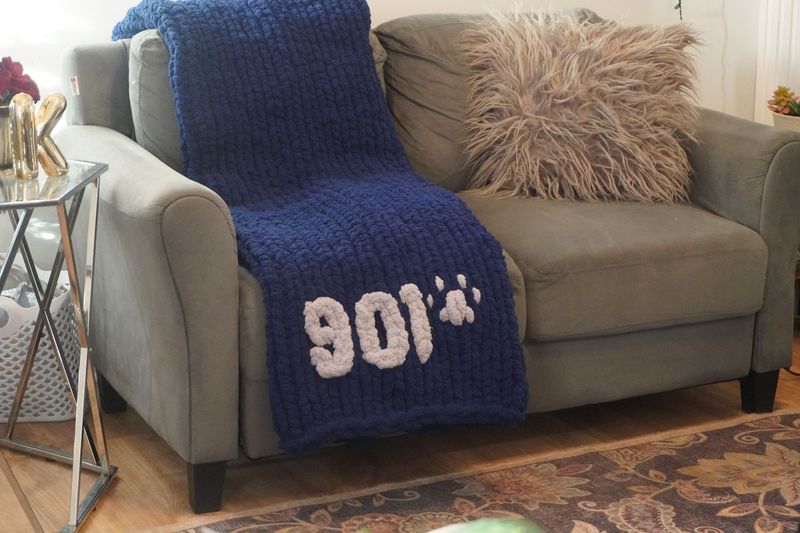 901-Hometown Pride Heritage Throw