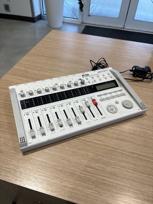 Zoom - R16 Multitrack Recorder (TESTED)