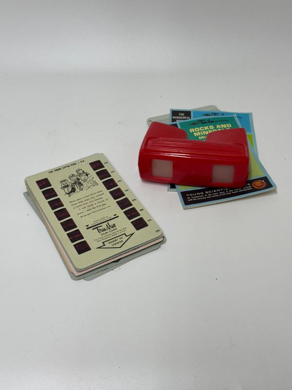 Tru-Vue Stereoscopic Slide Viewer w/ Slides