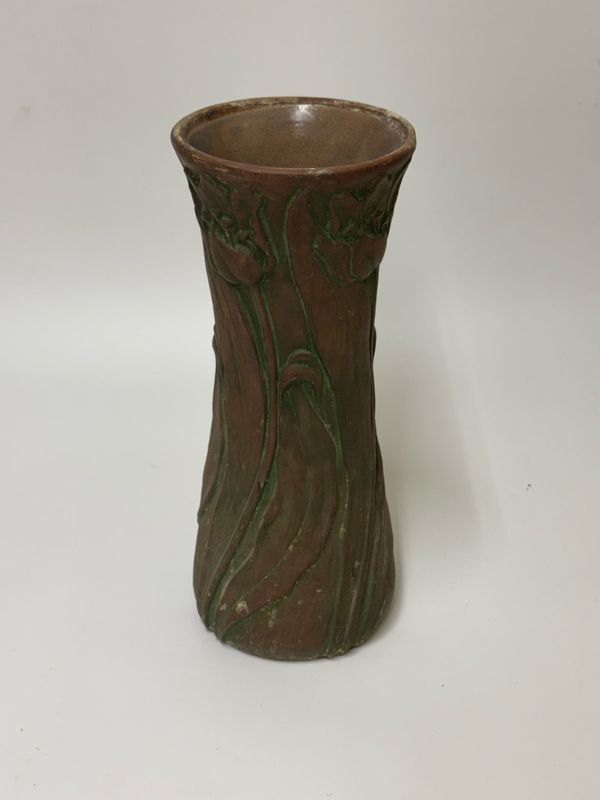 Peters &amp; Reed Moss Aztec 'Tulips' Ceramic Vase
