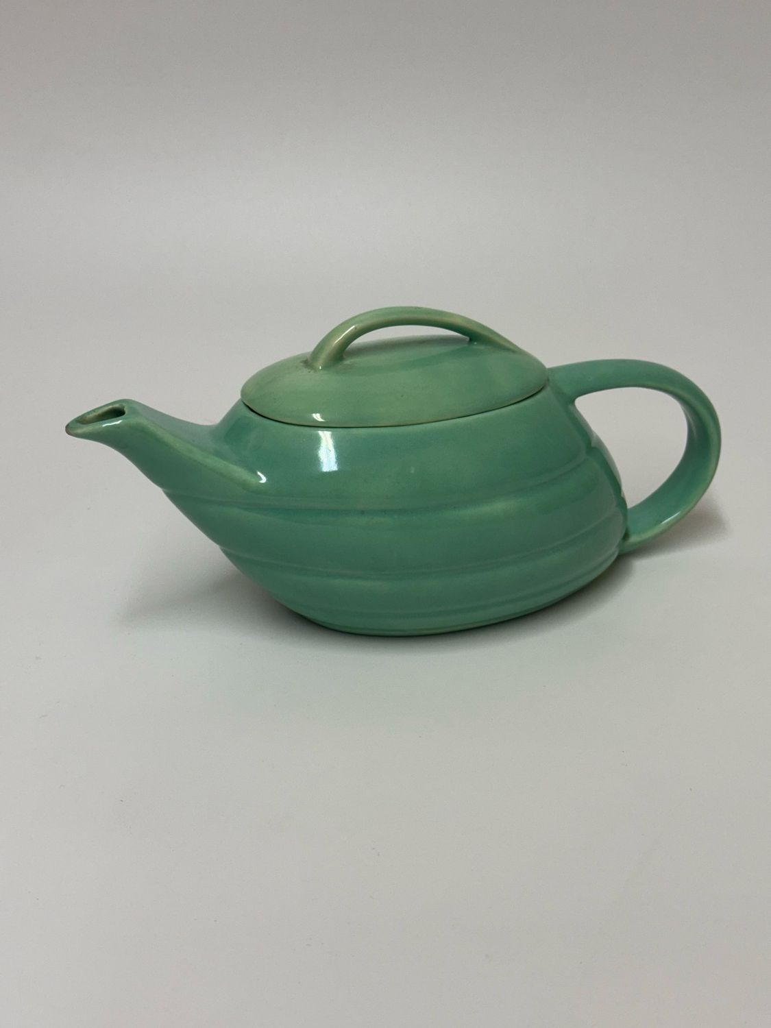 Bauer 'Aladdin' Mid Century Teapot