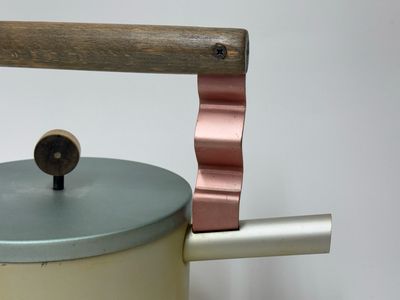 Irmel per Alimenti Post Modern Memphis Teapot