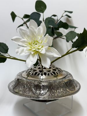 Wilcox International Silver Plate Flower Arranger Center Piece