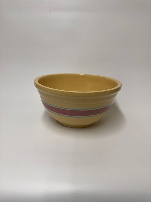 Watt Pottery Vintage #14 Yellowware Mixing Bowl
