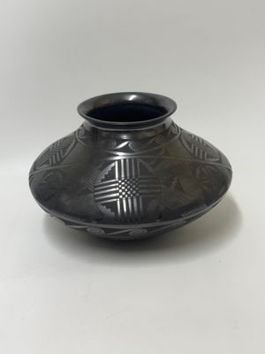 Mata Ortiz Style Ceramic Incised Round Vase