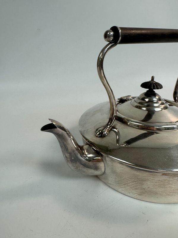 Antique Edwardian Hukin &amp; Heath Silverplated Tea Pot