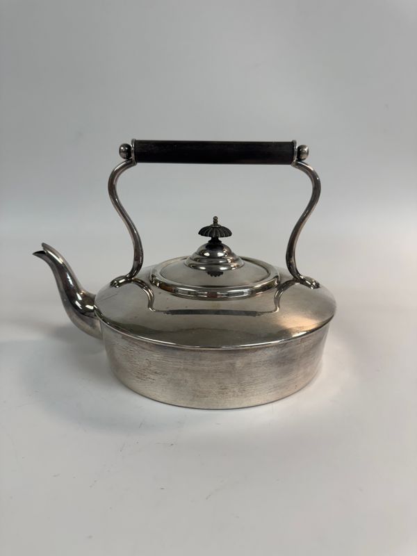 Antique Edwardian Hukin &amp; Heath Silverplated Tea Pot