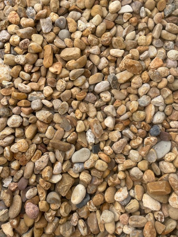 GOLDEN BEACH PEBBLE 7-10MM 1M3